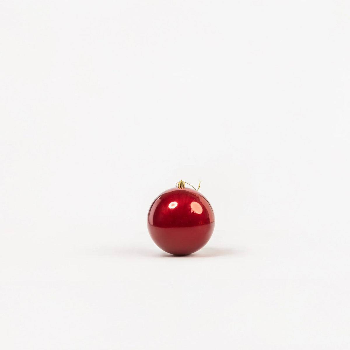 Red Plastic Machine-Made Hanging Christmas Baubles 3pcs Set 12cm Diameter Festival Ball