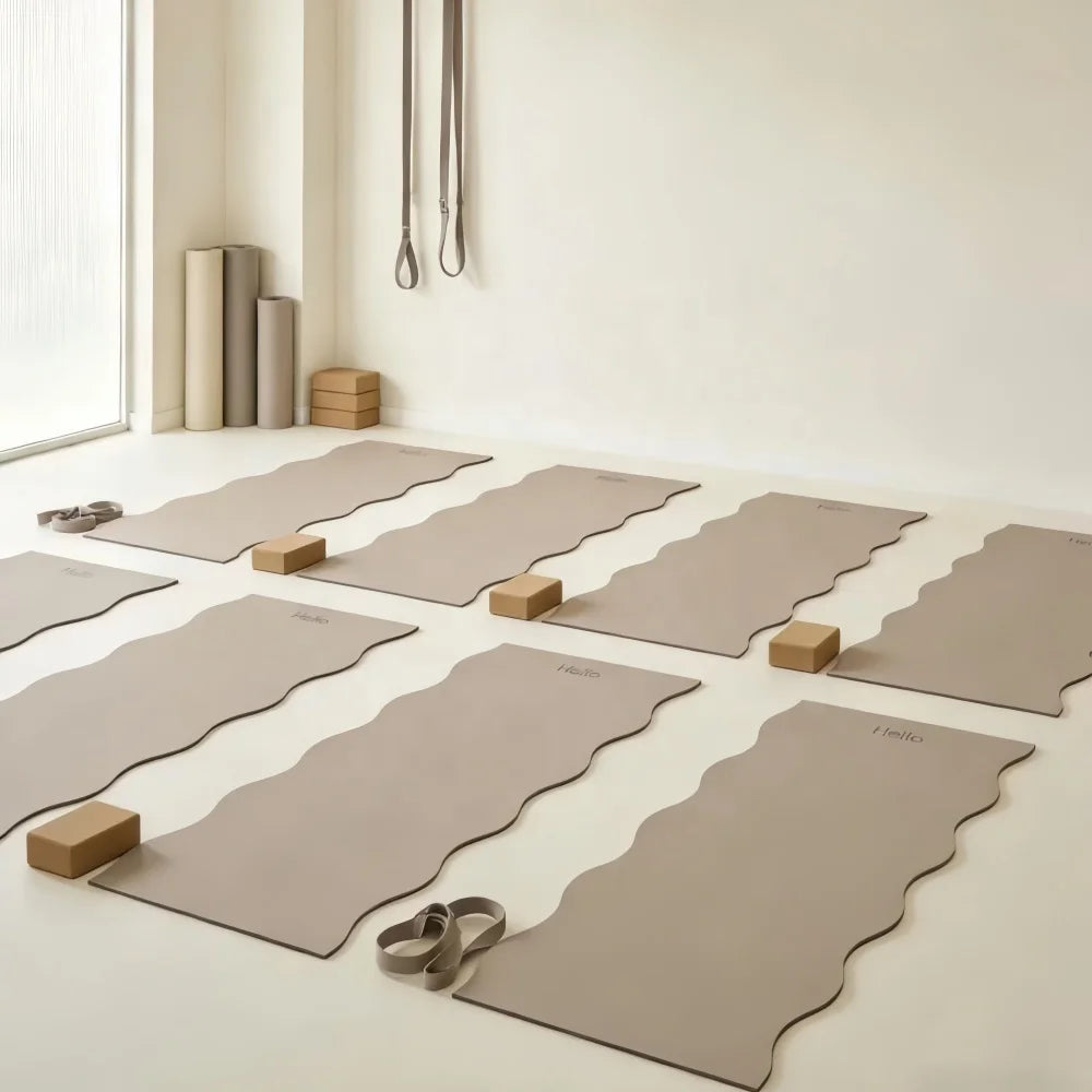Customized Eco Friendly REACH Certified 4.5mm Wavy Yoga Mat Suedey Arch Shaped