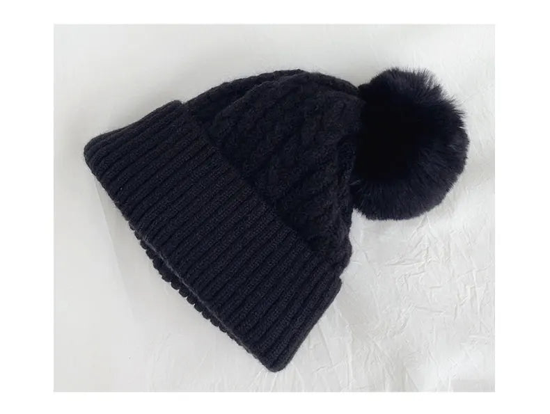 Villus Custom Embroidery Woven Label Cute Pure Color Winter Knitted Hats Winter Beanies