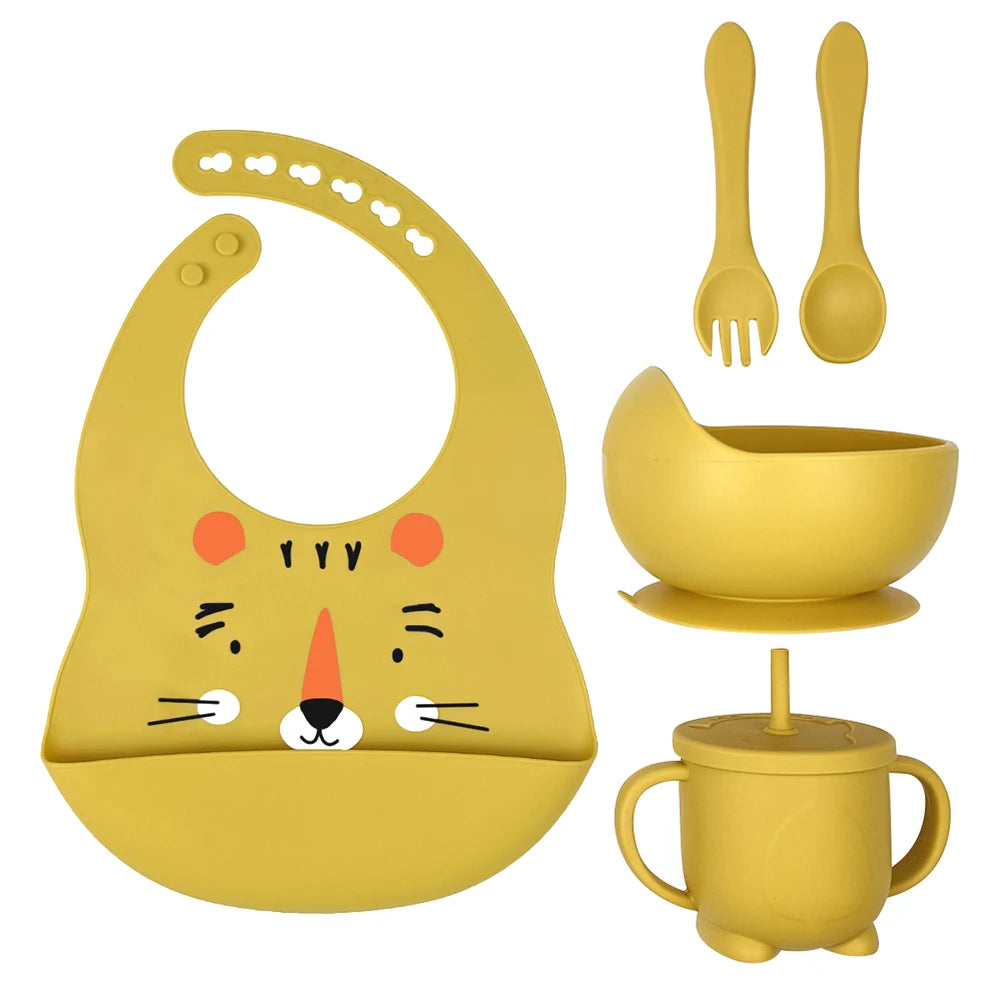 8pc Bebe Silicone Feeding Set Toddler Weaning Set Suction Bottom Infant Dining Tableware