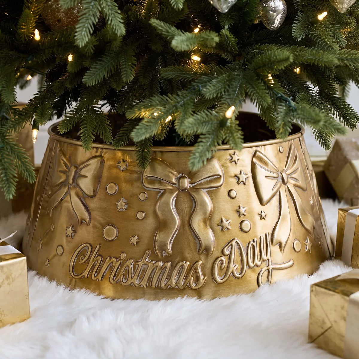 Iron Christmas Tree Base Collar & Ring Decorative Fence for Indoor/Outdoor Holiday Home