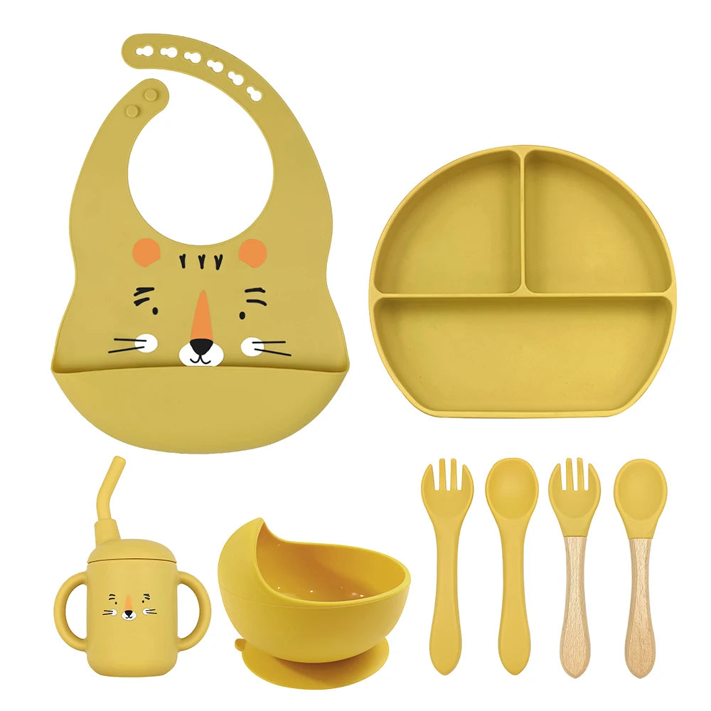 8pc Bebe Silicone Feeding Set Toddler Weaning Set Suction Bottom Infant Dining Tableware