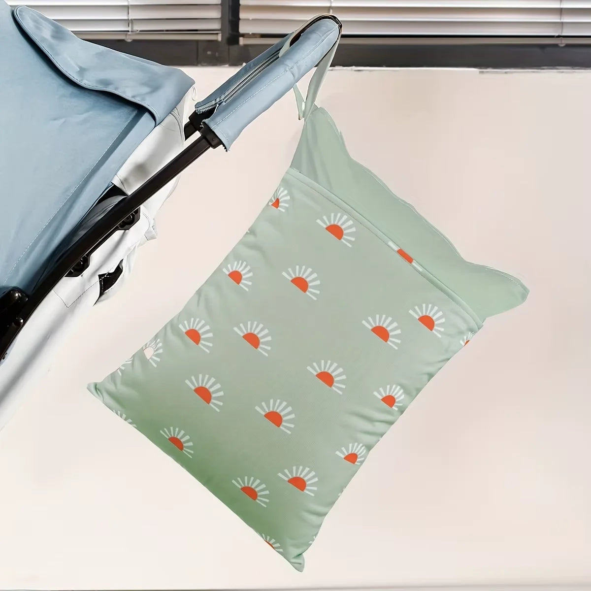 Printed Waterproof Wet Dry Bag Soft Polyester Zipper Storage Pouch for Infant Beach