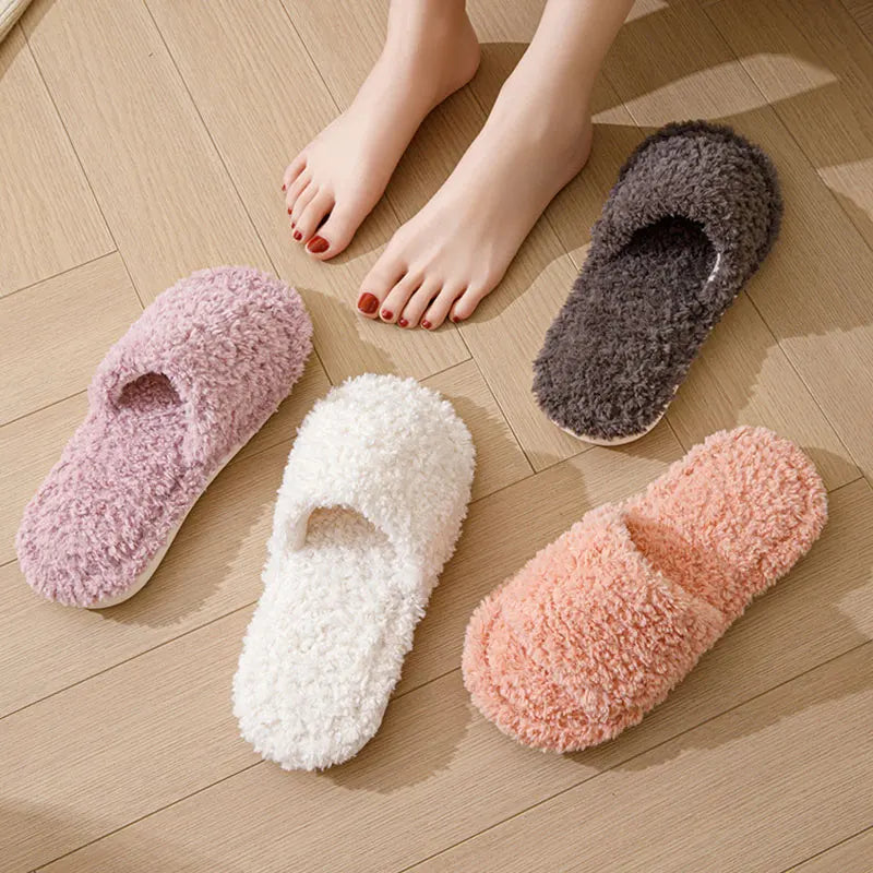 Custom Design House Indoor Warm Comfortable Cute Female Slippers Fur Bedroom Cloud Slides