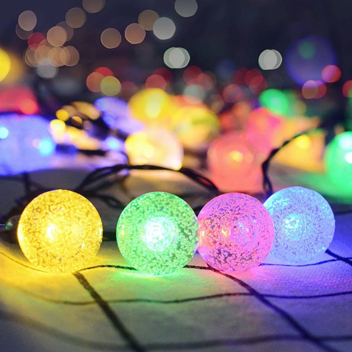 Waterproof Outdoor Garden Solar Crystal Ball Lamp 40 Feet 100 LED 8 Lighting Modes