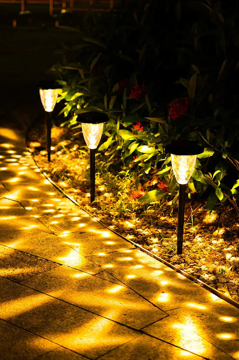 New Solar-Powered Lawn Light Outdoor Courtyard Garden Landscape Decoration Light
