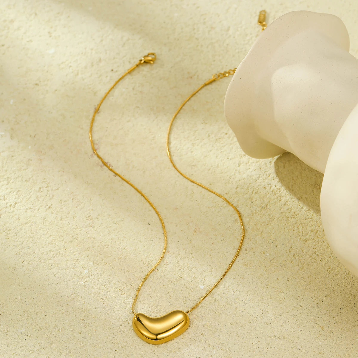 Fashion Custom Stainless Steel Jewelry PVD 18K Gold Plated Waterproof Pendant Necklace