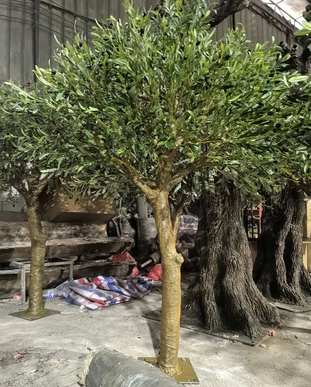 Custom 13Ft High Artificial Olive Tree Made From Fiberglass Wood Trunk With Plastic