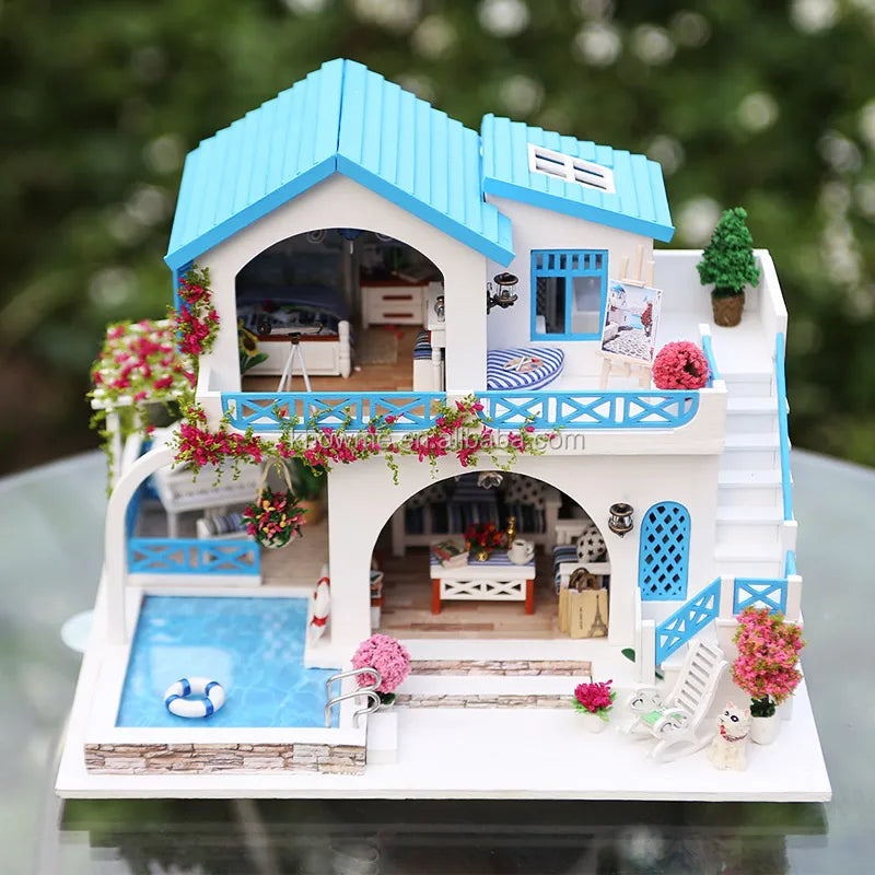 New Toys for Kids Miniature Wooden Building Doll House with Lights for Kids/Diy Wooden