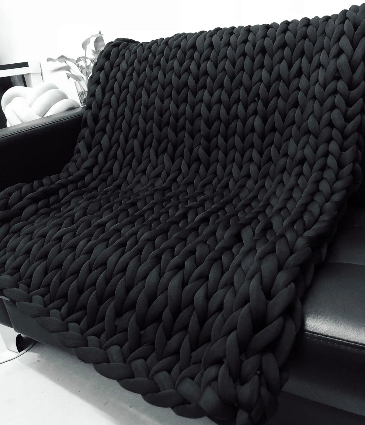 Chunky Knit Yarn Weighted Blanket with Core Filling Soft Woven Gravity Blanket