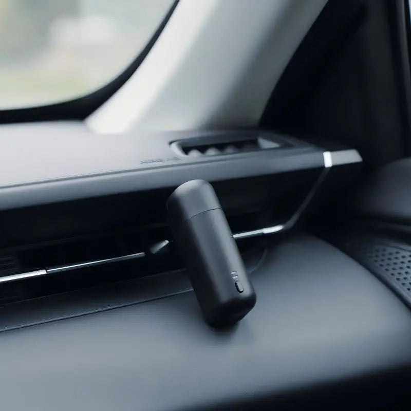 Waterless Car Vent Clip Diffuser with USB-C 5ml Capacity Universal Fit Aromatherapy Scent