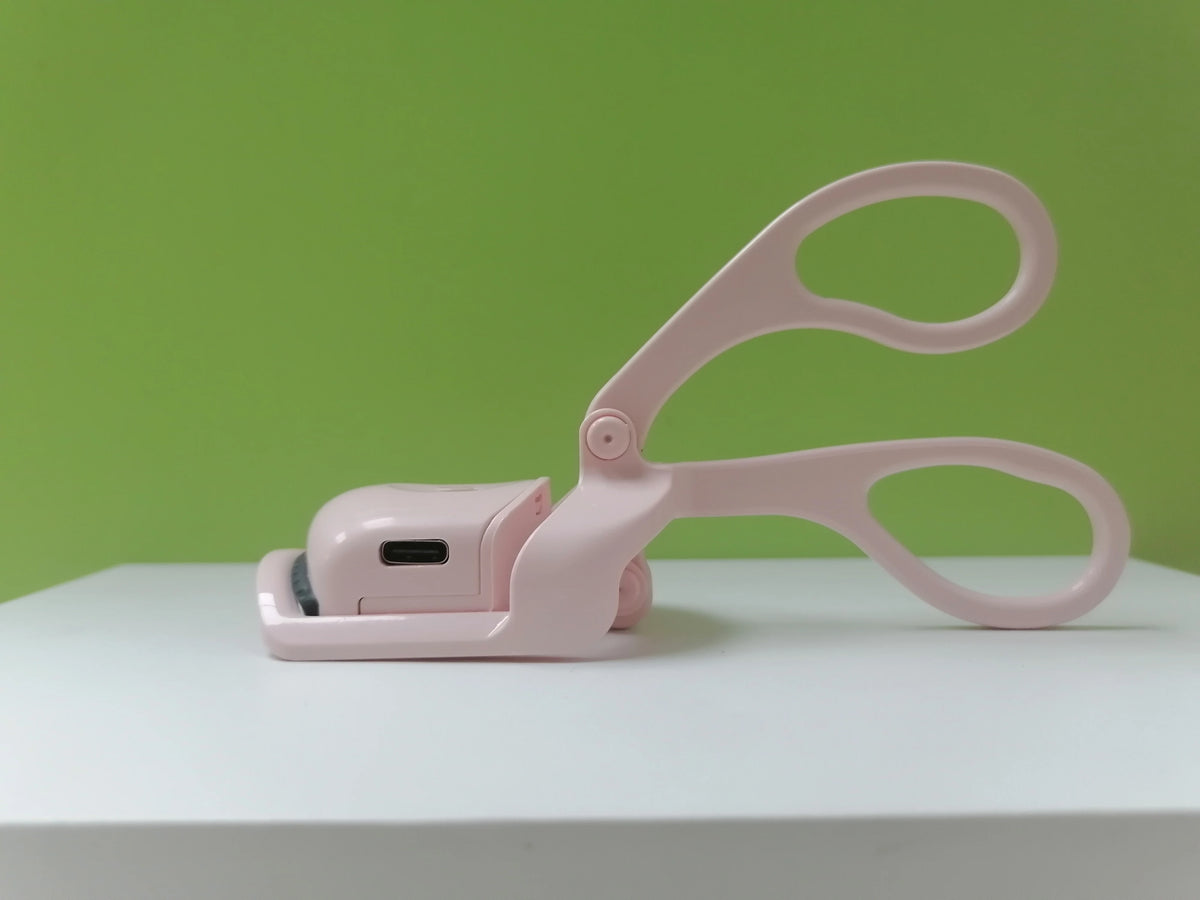 Fast Heating Electric Eyelash Curler with Temperature Control Heated Eyelashes Curler