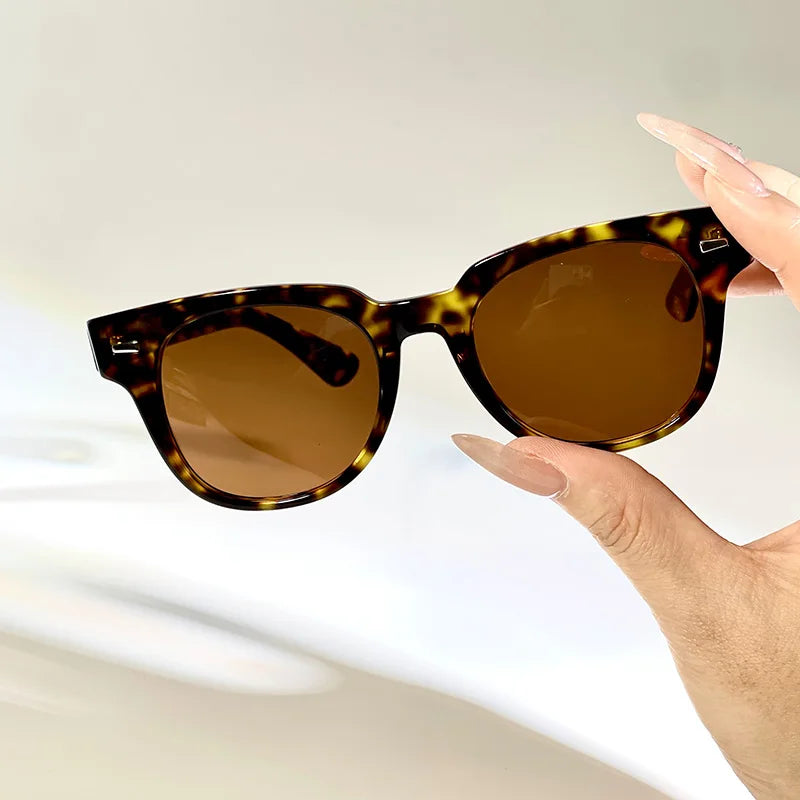 Luxury Unisex Designer Polarized Sunglasses Light Weight Fashionable Frames UV400