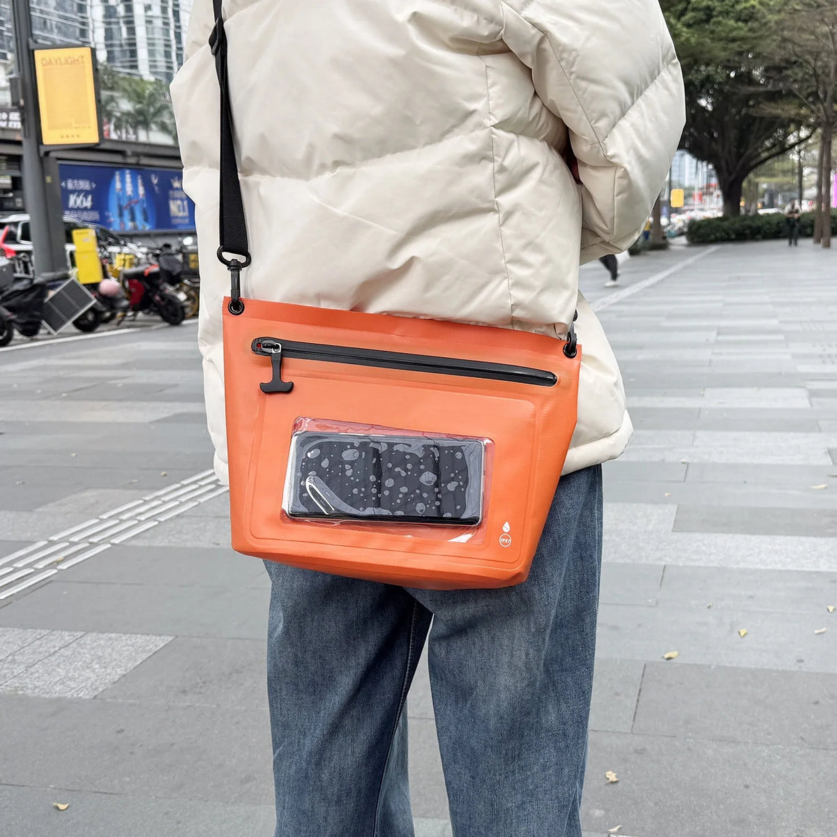 Portable Waterproof PVC Dry Bag Airtight Zipper Fashion Style Outdoor Survival Phone