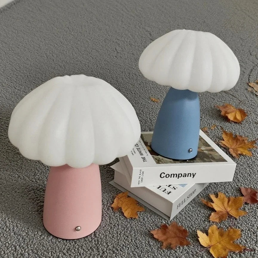 Modern Cream Mushroom Design Battery Operated DC LED Bedside Table Lamp with Metal Body