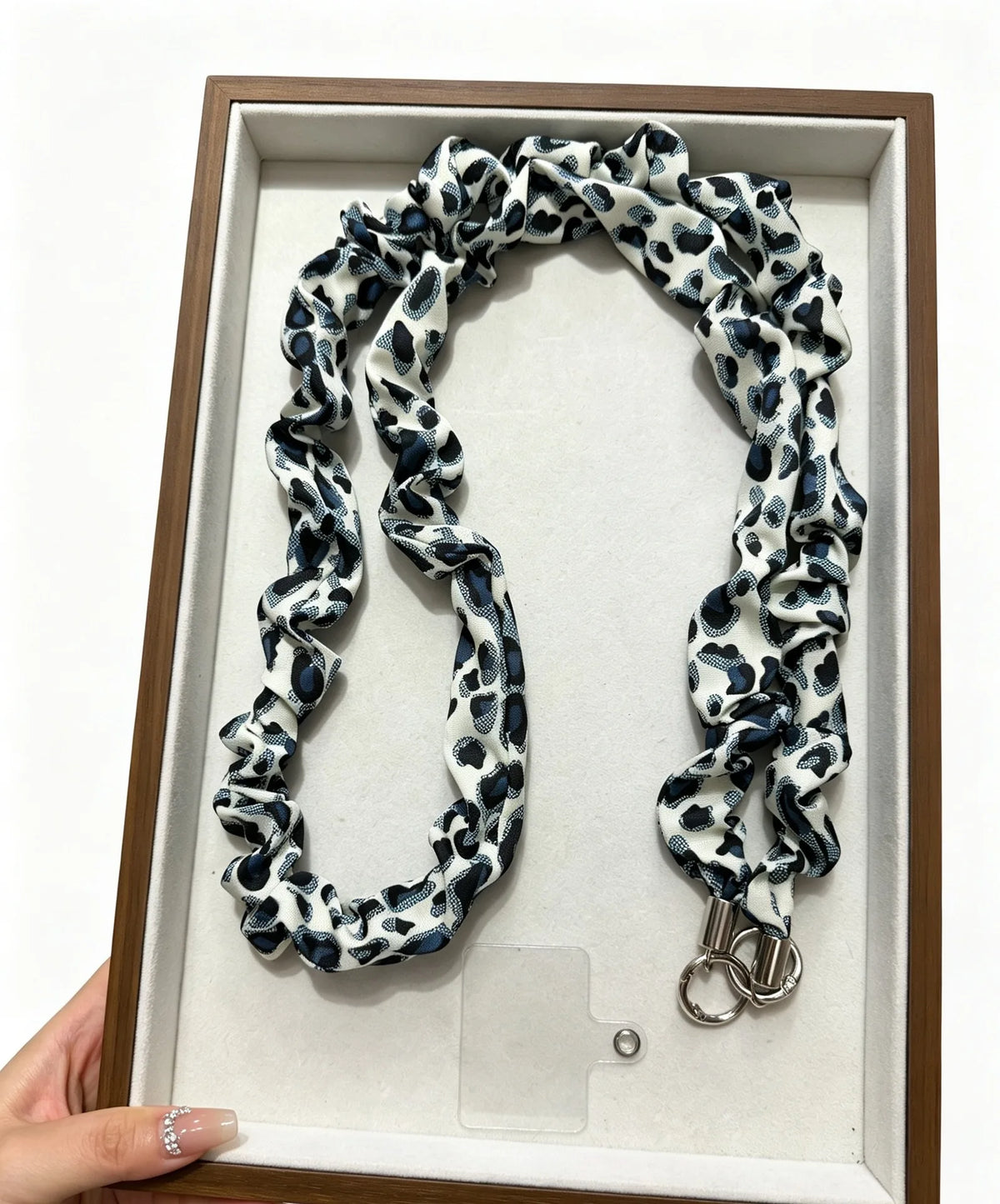 Autumn/Winter Leopard-Print Fabric Phone Strap Long Crossbody Lanyard High-End Alloy
