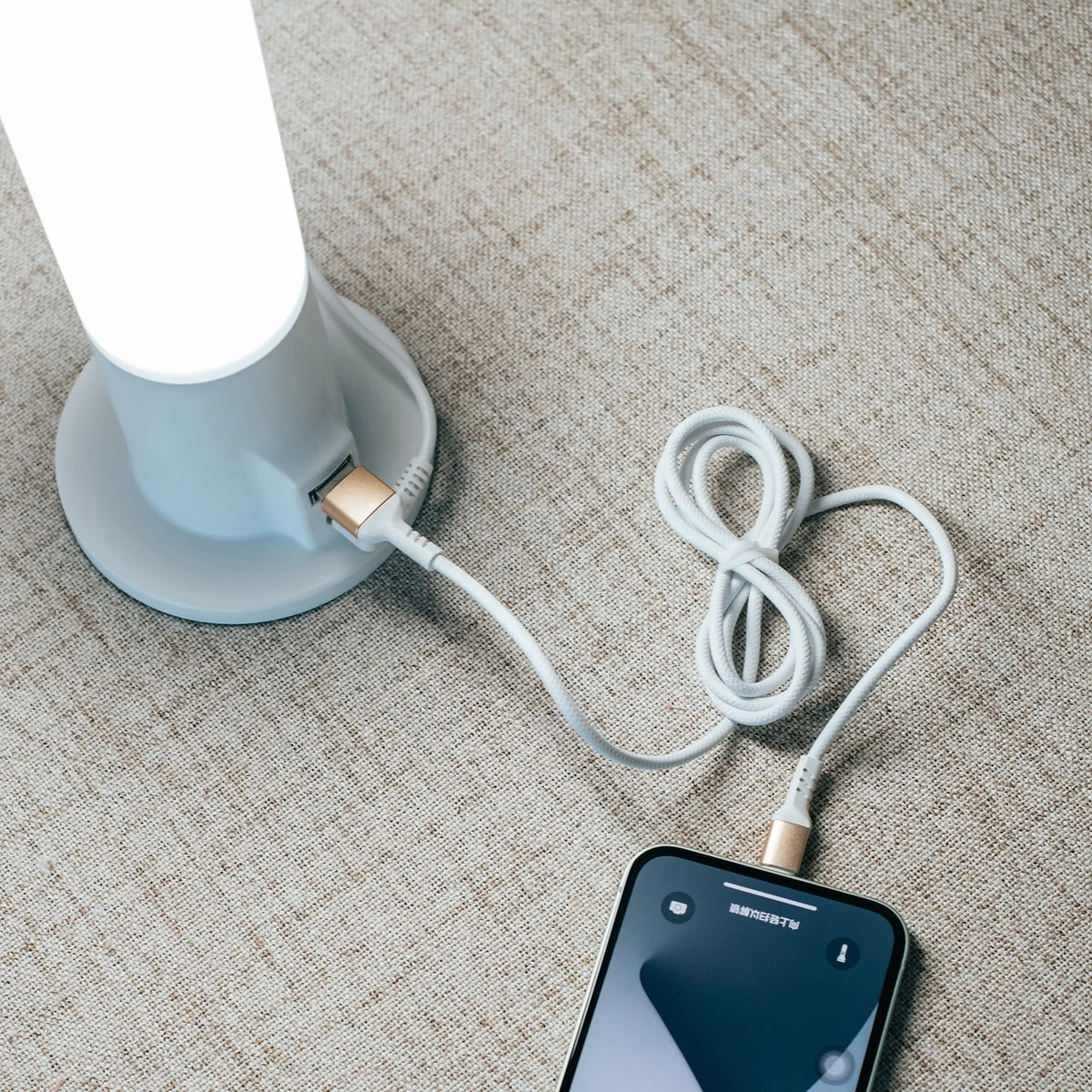 Original Design 360 Degree Emitting Corner Standing Rgb Led Floor Lamp Remote Control Sync