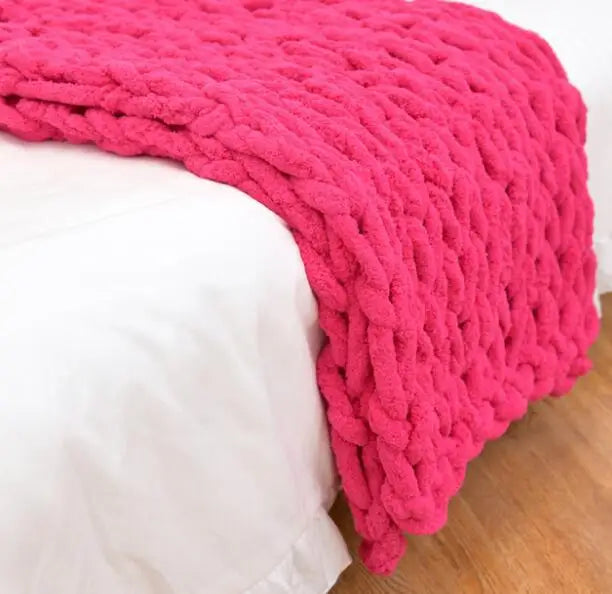 Super Soft Handmade Knit Jumbo Chenille Yarn Chunky Knit Blanket Throw