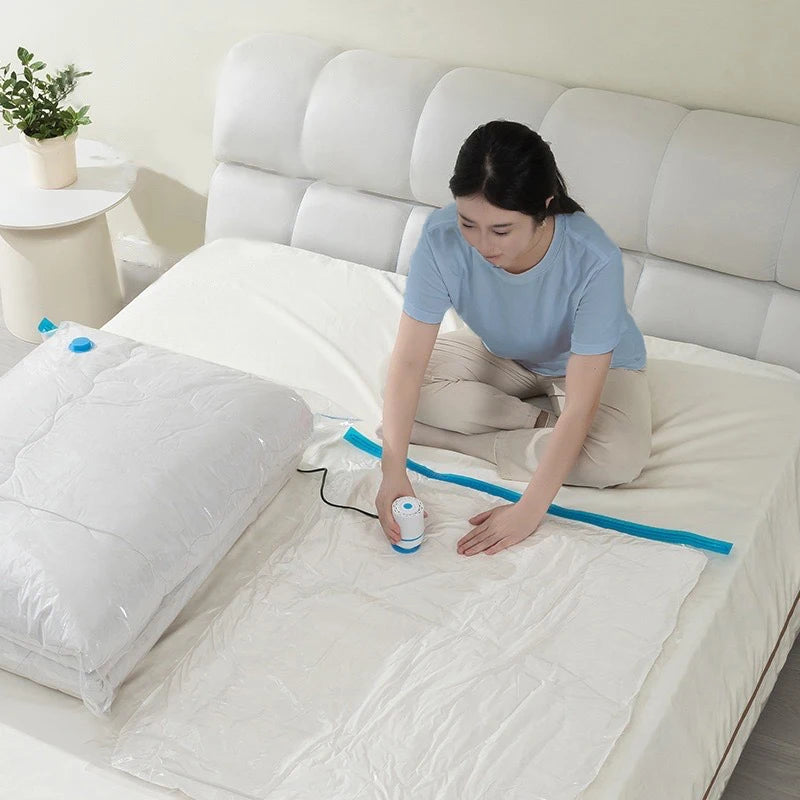 Q-12pcs Portable Vacuum Storage Bag With Pump for Bedding Clothes Stock Space Saver (Pack of 2)