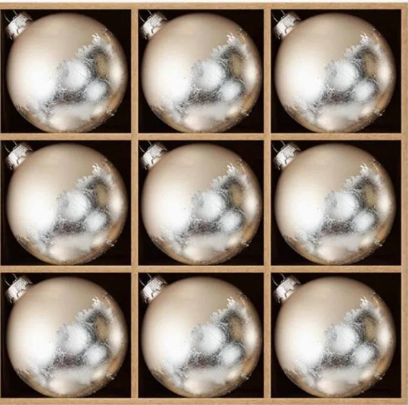 12-Piece Plastic Electroplated Luxury Christmas Ball Set 8cm/6cm Santa Red Gold Green