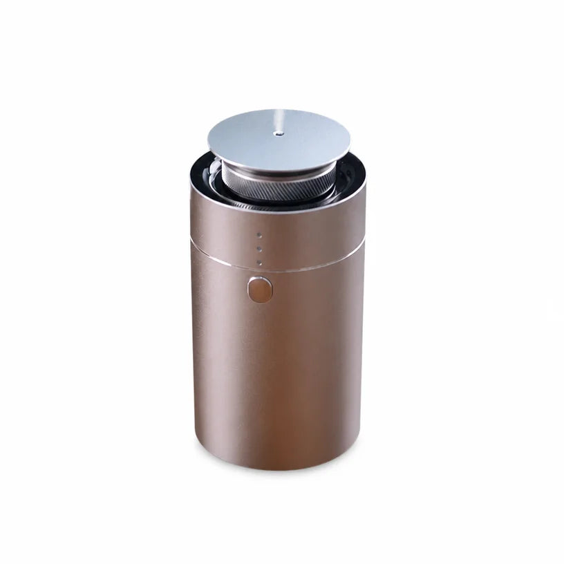 Car-Mounted Aroma Diffuser with Intelligent Sensor, Automatically Turns on and Off