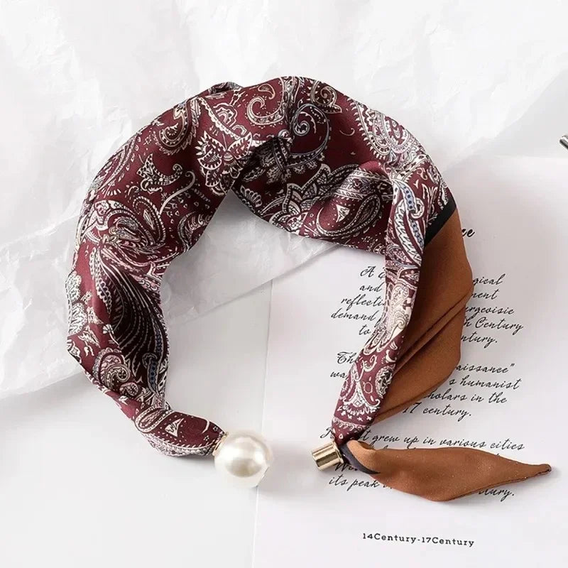 New Square Fashion Customizable Pearl Buckle Silk Scarf Printed Thin Soft Lightweight