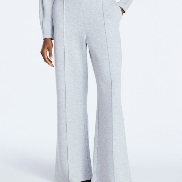 Scoop Women’s and Women’s Plus New Scubaknit Seamed Sweatpants, Regular and Short Lengths, Sizes XS-4X